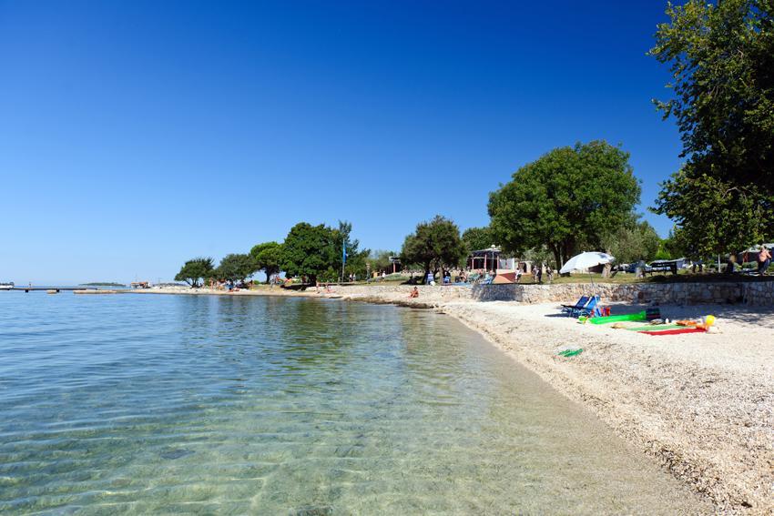 Vacanceselect Premium Lodge Polari Ровин Екстериор снимка