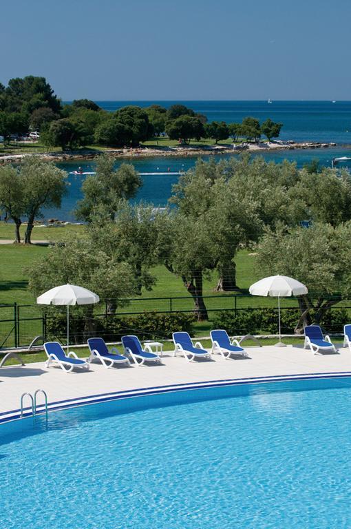 Vacanceselect Premium Lodge Polari Ровин Екстериор снимка